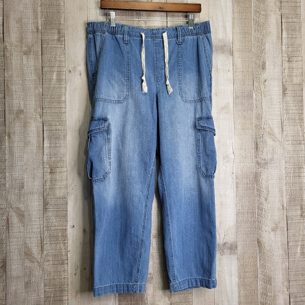 Gap Blue Cargo Jeans/Pants. Big Pockets, Elastic Waist. Size Large